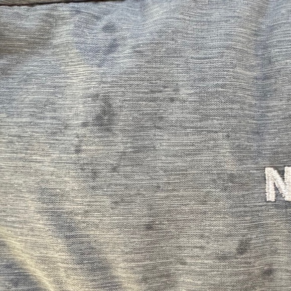 LIGHT GREY NORTH FACE 550 YOUTH  puffer COAT - Picture 12 of 13